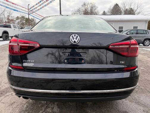 2018 Volkswagen Passat 2.0T S