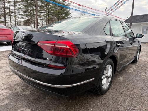 2018 Volkswagen Passat 2.0T S