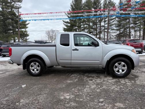 2012 Nissan Frontier SV