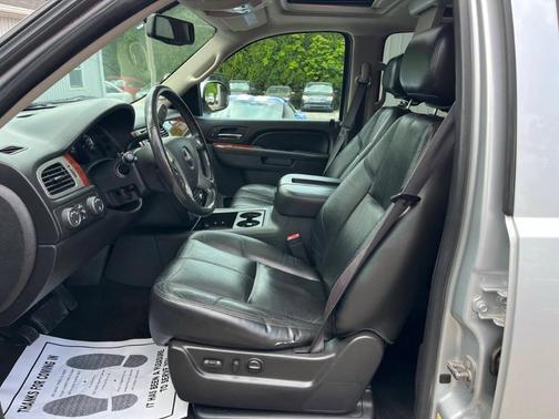 2012 GMC Yukon XL 1500 SLT