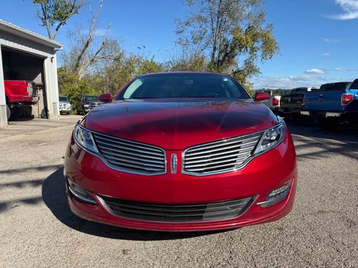 2016 Lincoln MKZ Base