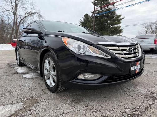 2012 Hyundai SONATA Limited