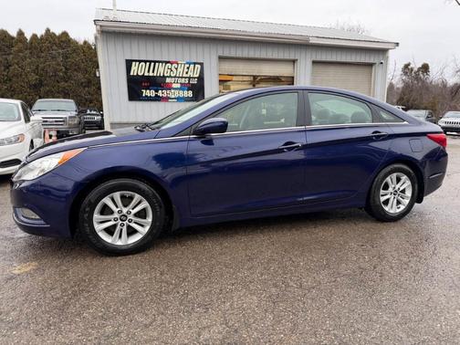 2013 Hyundai SONATA GLS