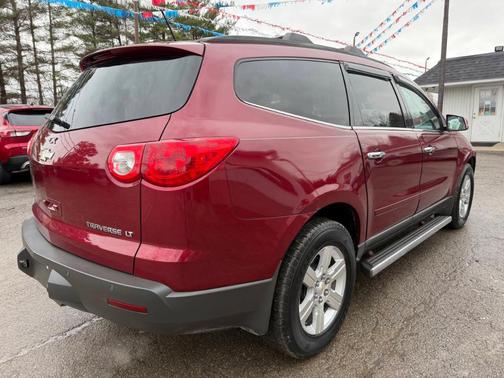 2011 Chevrolet Traverse LT