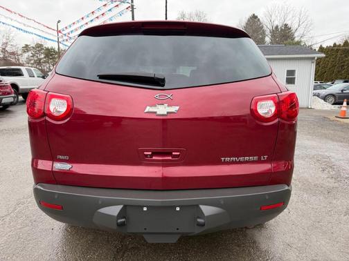 2011 Chevrolet Traverse LT
