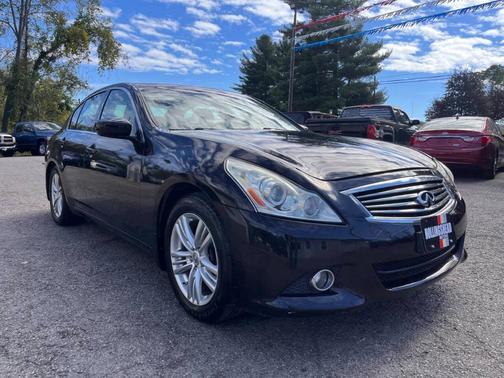 2013 INFINITI G37x Base