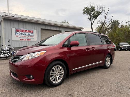 2011 Toyota Sienna XLE