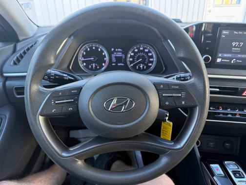 2020 Hyundai SONATA SE