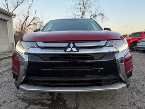 2018 Mitsubishi Outlander ES