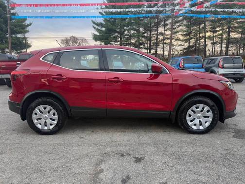 2017 Nissan Rogue Sport S