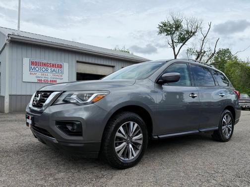 2018 Nissan Pathfinder SV