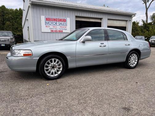 2007 Lincoln Town Car Signature