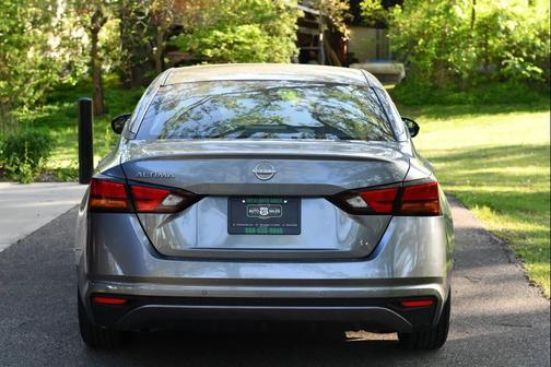 Gun Metallic 2023 Nissan Altima S FWD