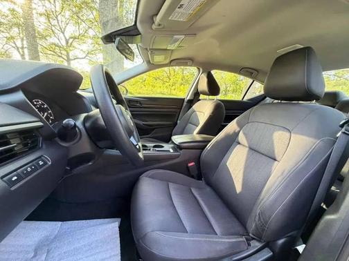 Gun Metallic 2023 Nissan Altima S FWD