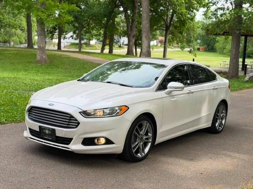 White 2014 Ford Fusion Titanium