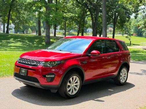 Firenze Red Metallic 2019 Land Rover Discovery Sport SE
