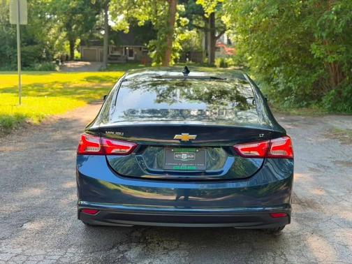 Blue 2019 Chevrolet Malibu LT