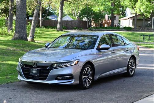 Lunar Silver Metallic 2019 Honda Accord Hybrid Touring