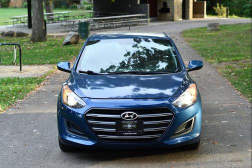 2016 Hyundai Elantra GT Base