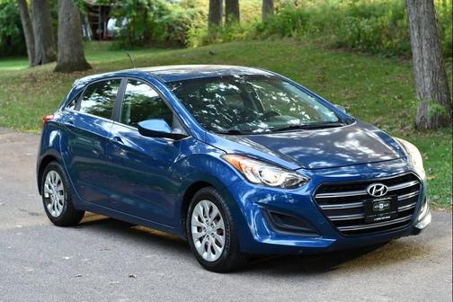 2016 Hyundai Elantra GT Base