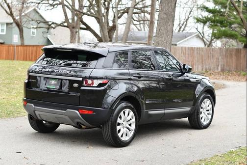 Barolo Black Metallic 2015 Land Rover Range Rover Evoque Pure
