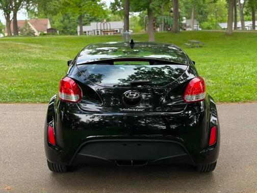 Ultra Black 2016 Hyundai Veloster Base
