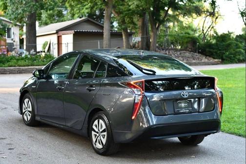 2018 Toyota Prius Two