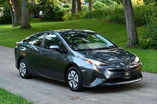 2018 Toyota Prius Two