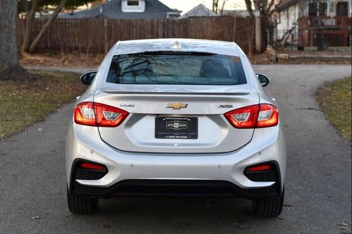 Silver Ice Metallic 2016 Chevrolet Cruze Premier