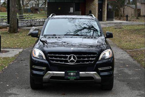 Black 2013 Mercedes-Benz M-Class 4MATIC