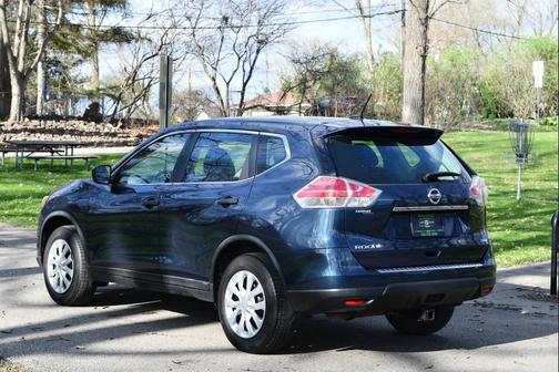 Arctic Blue Metallic 2016 Nissan Rogue S