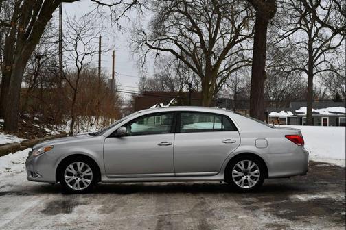 2011 Toyota Avalon Limited