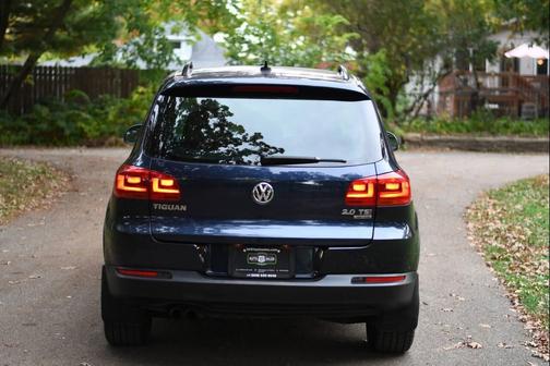 2015 Volkswagen Tiguan 2.0T SE 4MOTION