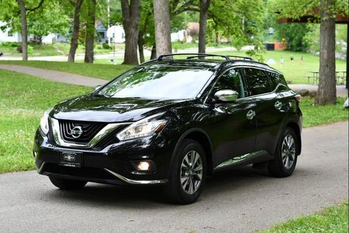 Magnetic Black Metallic 2015 Nissan Murano SV