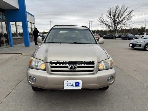 2004 Toyota Highlander Base