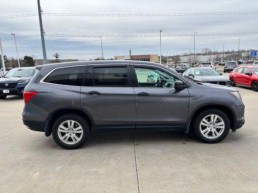2017 Honda Pilot LX