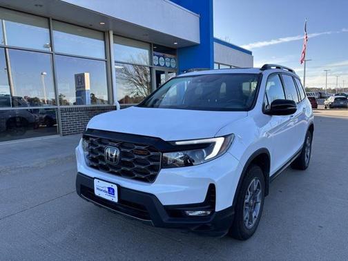 2023 Honda Passport AWD TrailSport