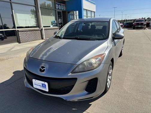 2013 Mazda Mazda3 i Sport