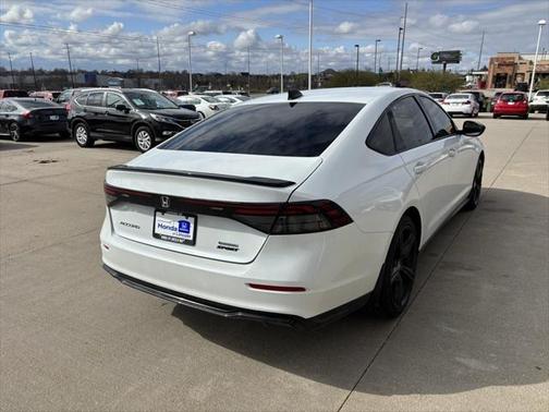 2023 Honda Accord Hybrid Base