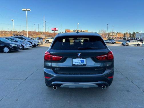 2021 BMW X1 xDrive28i