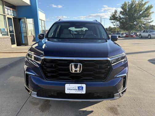 2025 Honda Pilot Elite