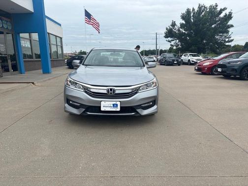 Lunar Silver Metallic 2016 Honda Accord EX-L