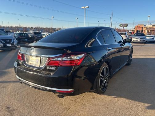 2017 Honda Accord Sport SE