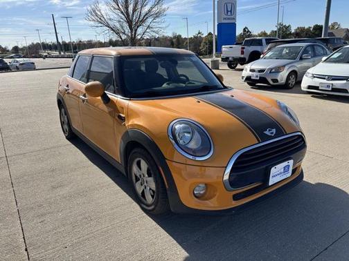 2016 MINI Hardtop Cooper