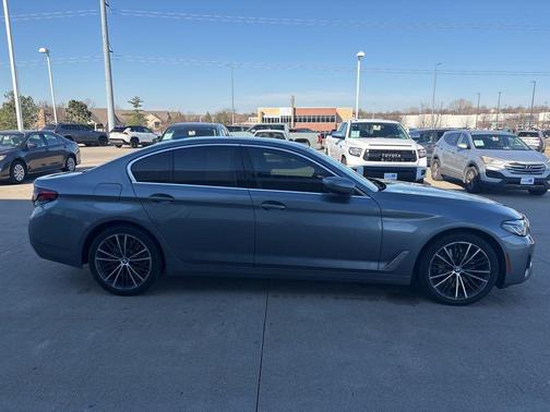 2022 BMW 540 i xDrive