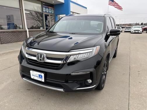 2019 Honda Pilot Touring 8-Passenger