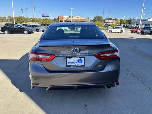 2019 Toyota Camry SE