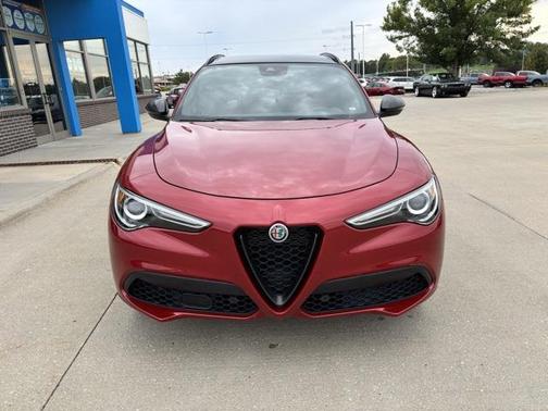 2020 Alfa Romeo Stelvio Ti Sport Carbon