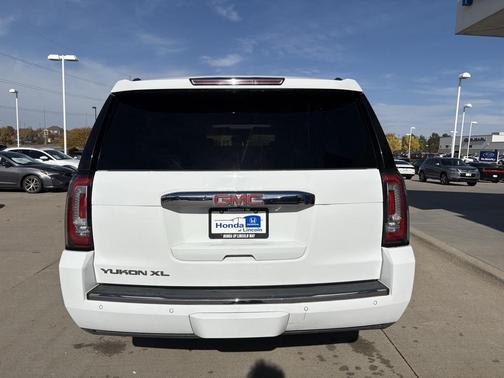 2020 GMC Yukon XL Denali