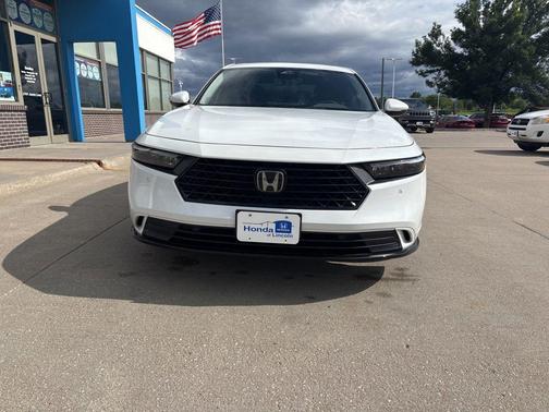 Platinum White Pearl 2023 Honda Accord Hybrid EX-L